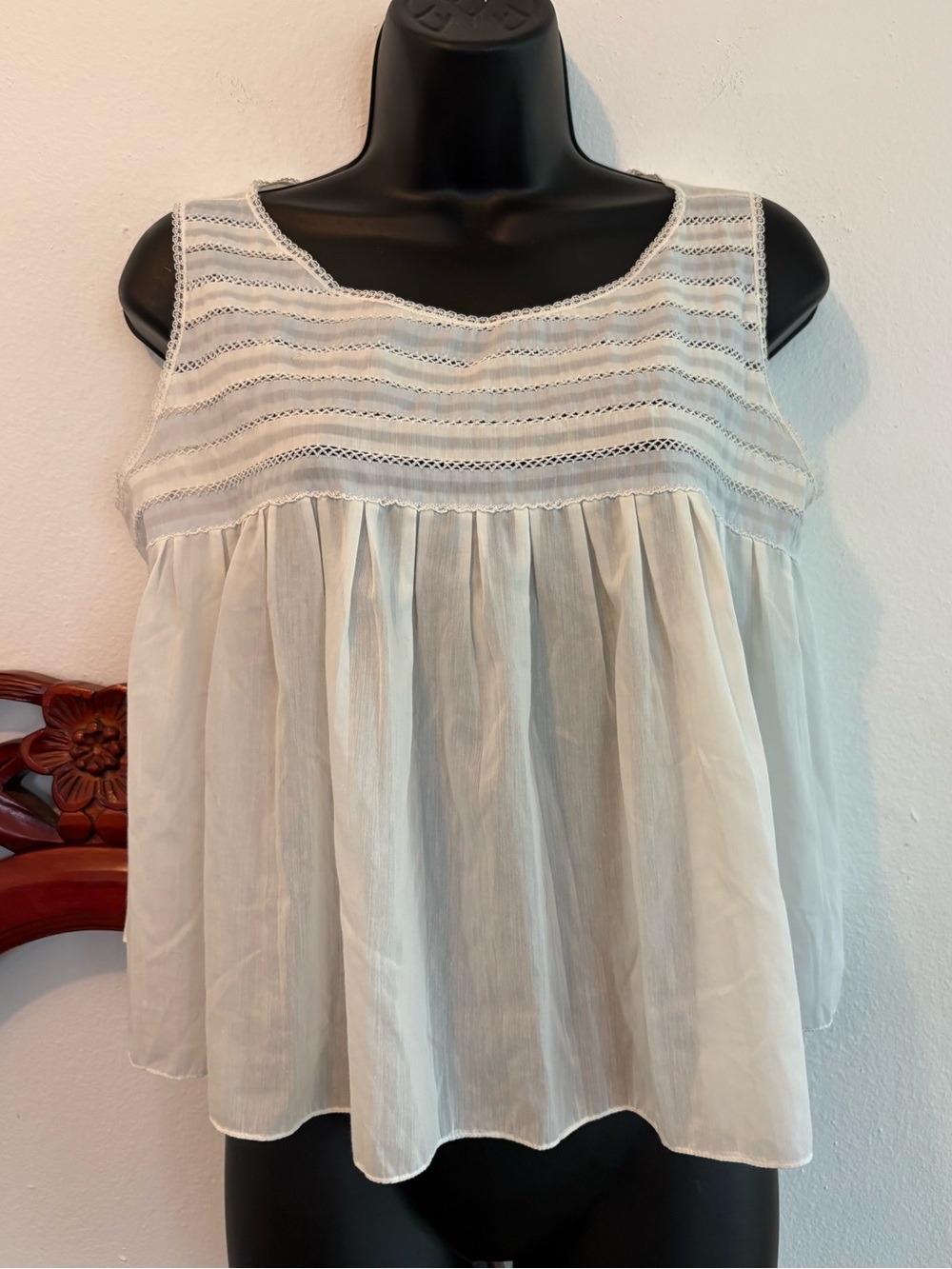 Vintage Sleeveless Cottagecore White Lace Yoke Women's Top